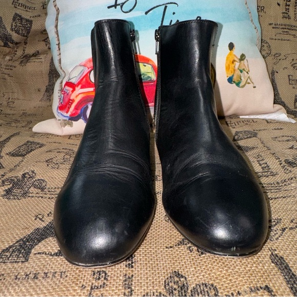 Michael Kors Black Leather/Leopard Print Calf Hair Side Zip Ankle Boots Size 8 - Picture 3 of 13